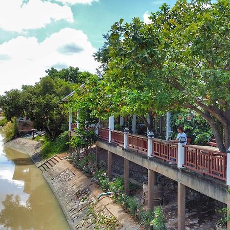 Romyen Cafe' Homestay Phra Nakhon Si Ayutthaya Exterior photo